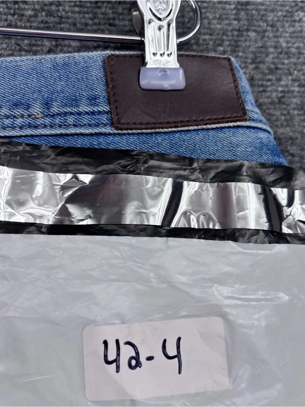 J Crew Stretch Sutton Jeans In Lucas Wash Men’s 36X28* Straight Leg Distressed